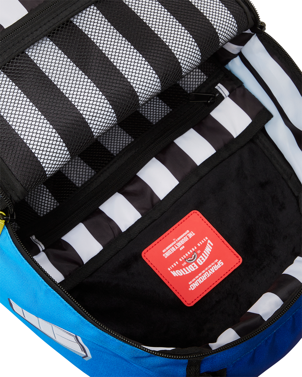 BEETLEJUICE, BEETLEJUICE, BEETLEJUICE (DLXR)