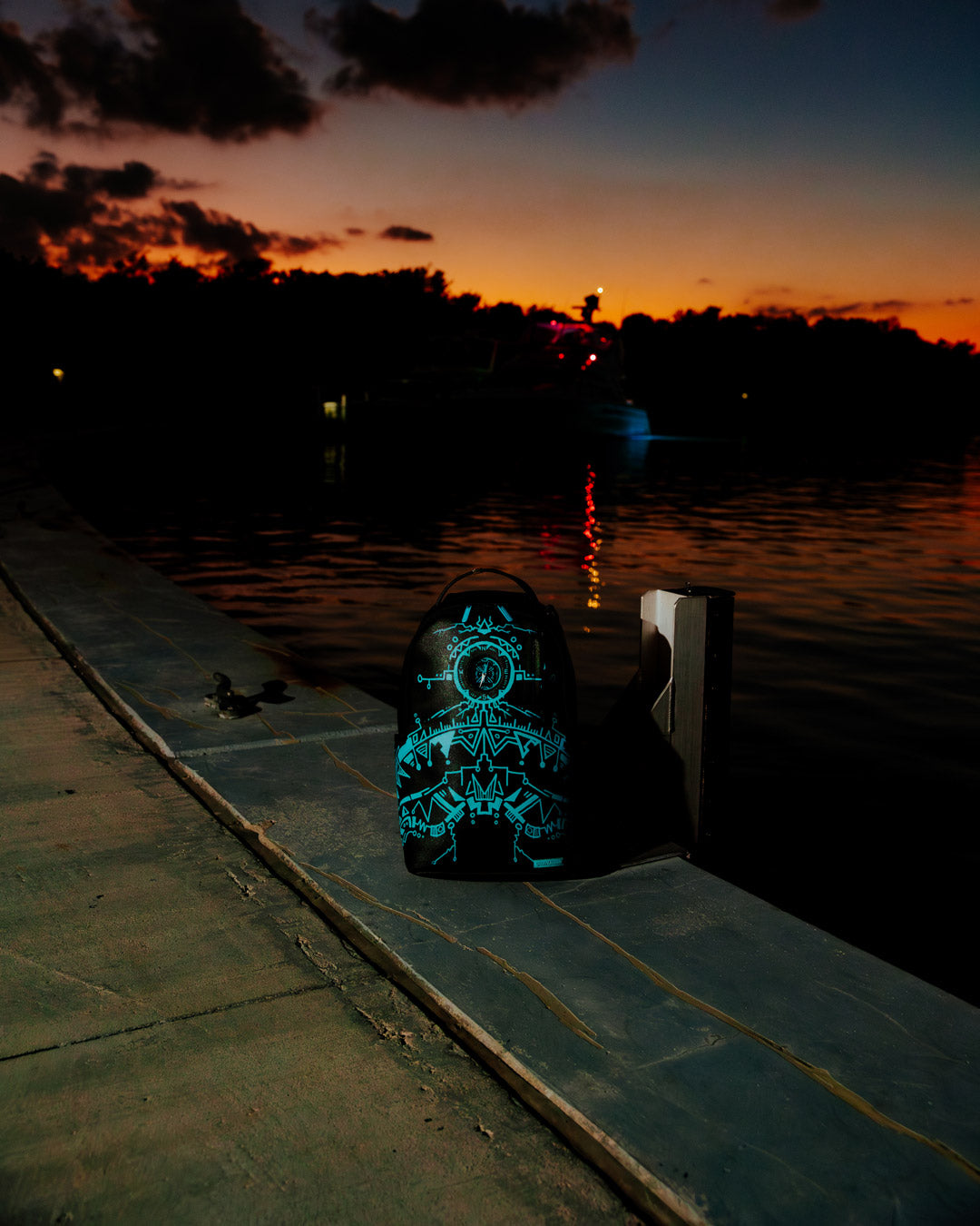 COMPASS TO THE FUTURE