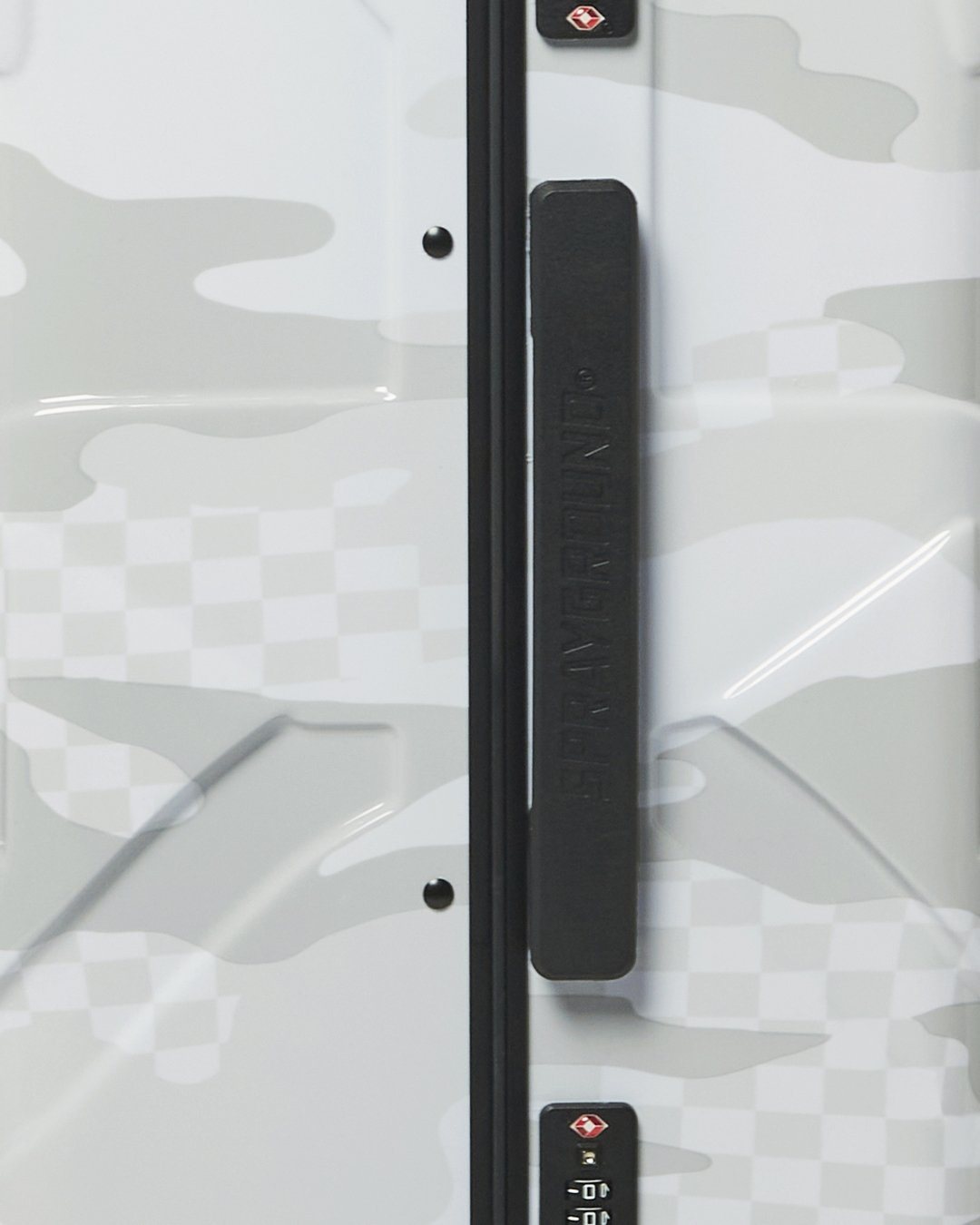 3AM LE BLANC SHARKNAUTICS HARDSHELL FULL-SIZE LUGGAGE