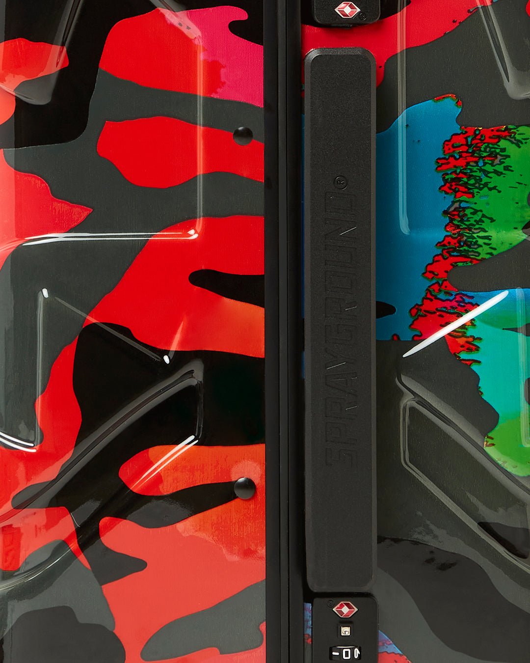 CAMOBURST SHARKNAUTICS HARDSHELL CARRY-ON LUGGAGE