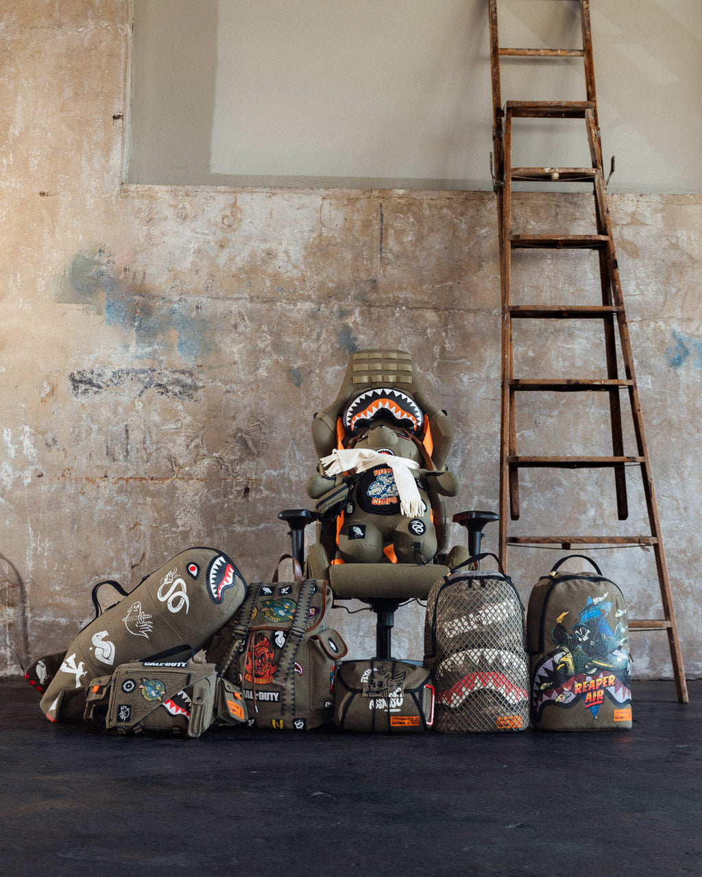 CALL OF DUTY READY FOR ACTION GAMING CHAIR