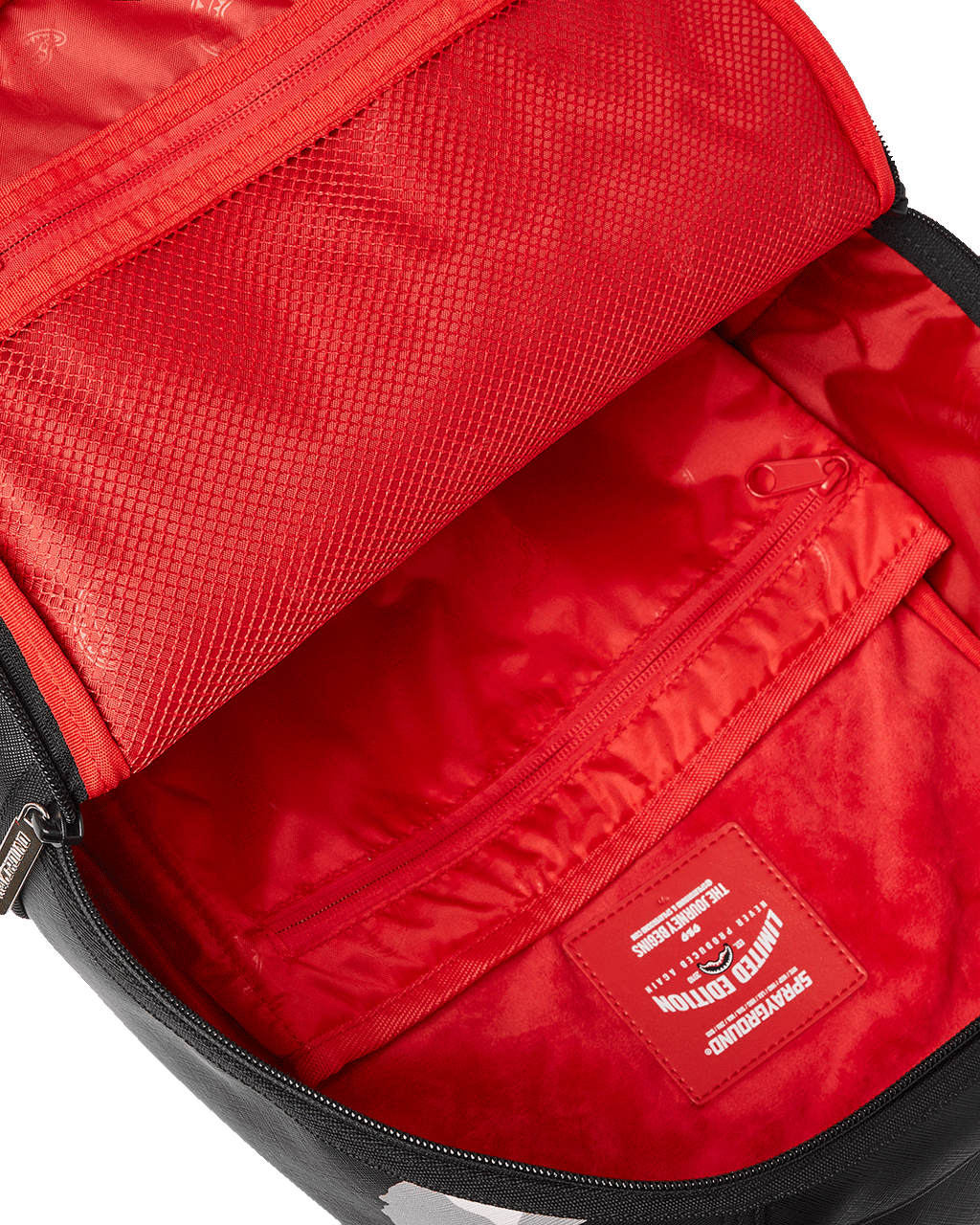 BAG ON BAG OPTICAL ILLUSION SHARKS IN PARIS BACKPACK