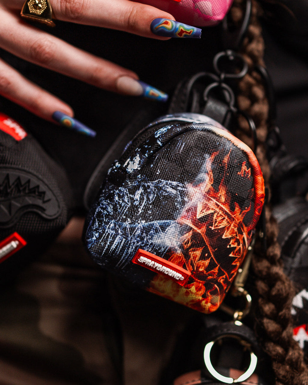 COLD HEAT BACKPACK KEYCHAIN