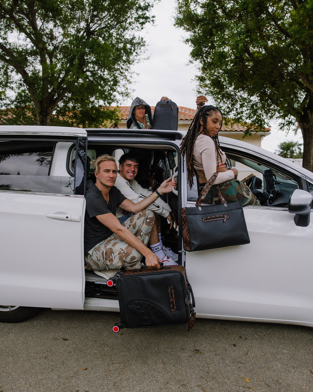 CHECKPOINT ROYALE TORTUGA TOTE